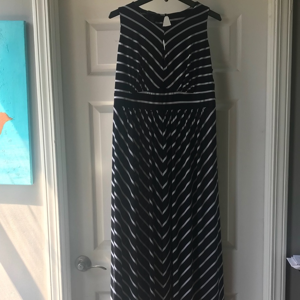 Keyhole maxi dress INC 0X